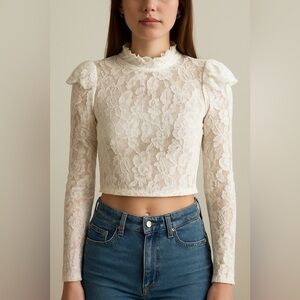 Lace cropped top